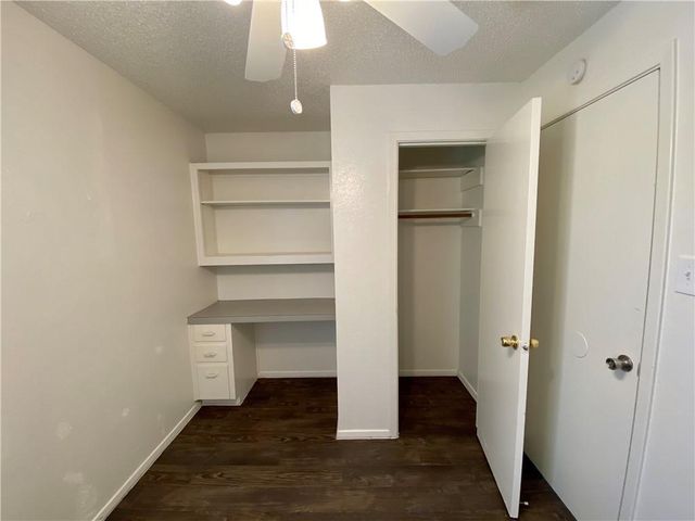407 E 30th ST B, Austin, TX 78705