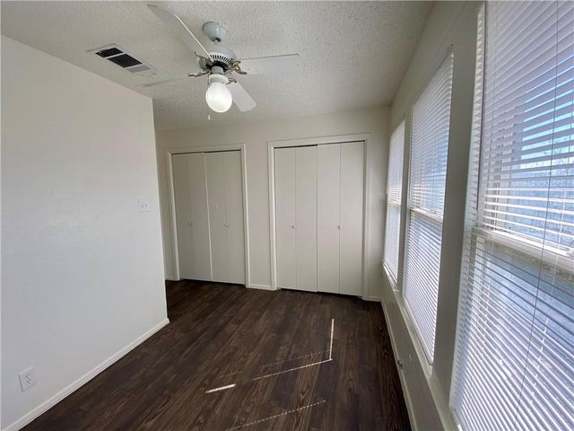 407 E 30th ST B, Austin, TX 78705