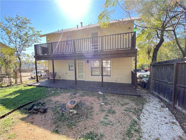 407 E 30th ST B, Austin, TX 78705