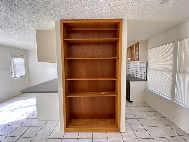 407 E 30th ST B, Austin, TX 78705