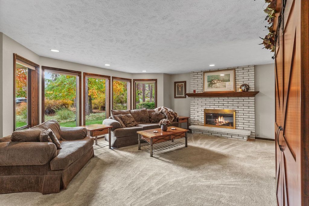 10815 E 48th Ave, Spokane Valley, WA 99206 photo 5