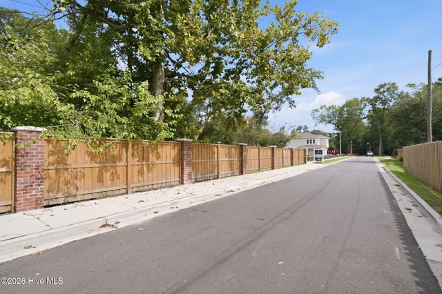 4010 Karma Court, Wilmington, NC 28403
