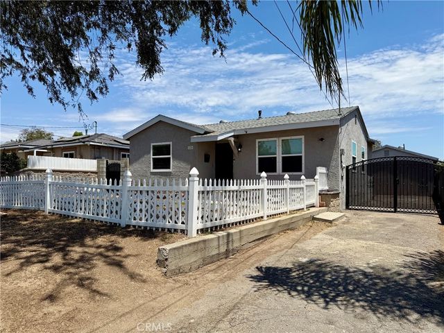 220 N Orange Avenue, Azusa, CA 91702