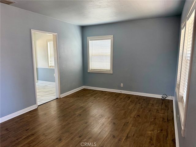 220 N Orange Avenue, Azusa, CA 91702