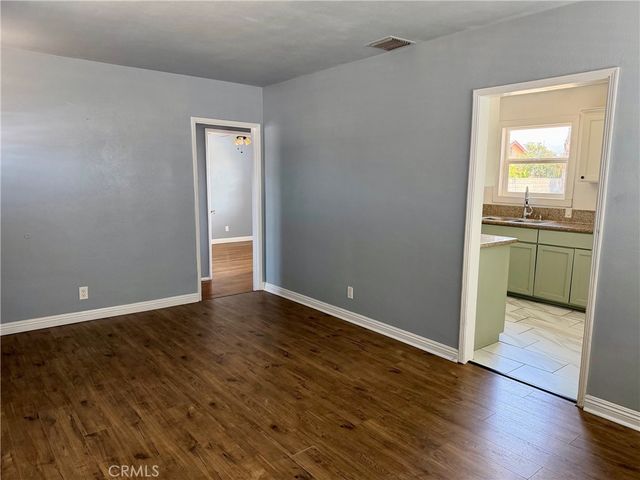 220 N Orange Avenue, Azusa, CA 91702