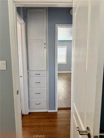 220 N Orange Avenue, Azusa, CA 91702