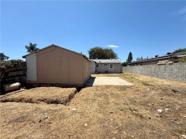 220 N Orange Avenue, Azusa, CA 91702