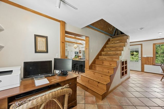 30 Lincoln Street, Hopkinton, MA 01748