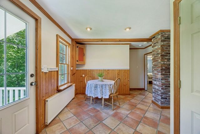 30 Lincoln Street, Hopkinton, MA 01748