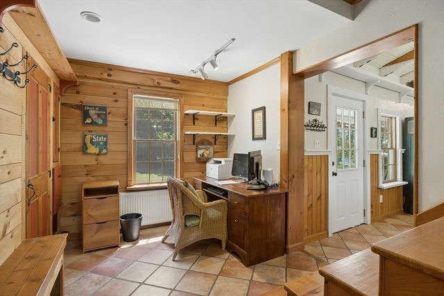 30 Lincoln Street, Hopkinton, MA 01748