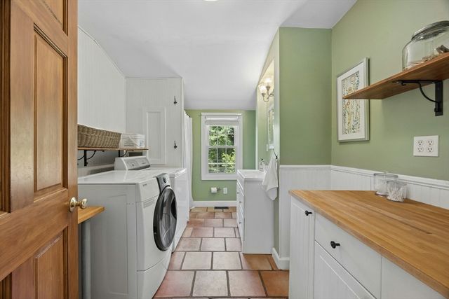 30 Lincoln Street, Hopkinton, MA 01748