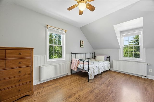 30 Lincoln Street, Hopkinton, MA 01748
