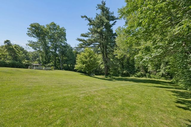 30 Lincoln Street, Hopkinton, MA 01748