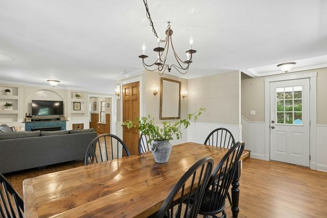 30 Lincoln Street, Hopkinton, MA 01748