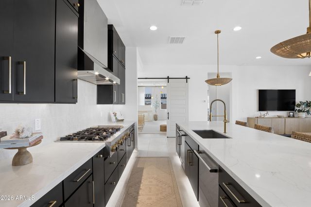 34123 N TANGLEWOOD Pass, Queen Creek, AZ 85144