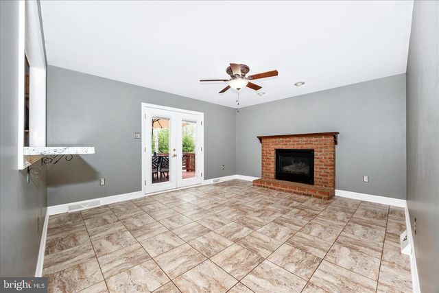 47 STANFORD RD, Hagerstown, MD 21742
