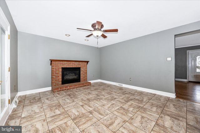 47 STANFORD RD, Hagerstown, MD 21742