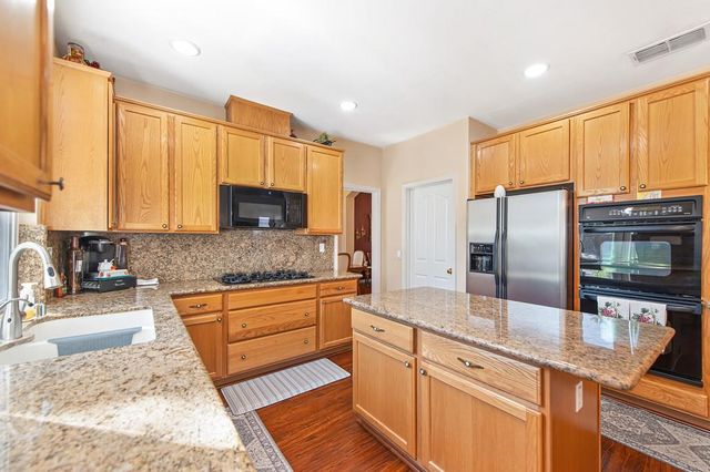 9535 Clarke Farms Rd, Elk Grove, CA 95624