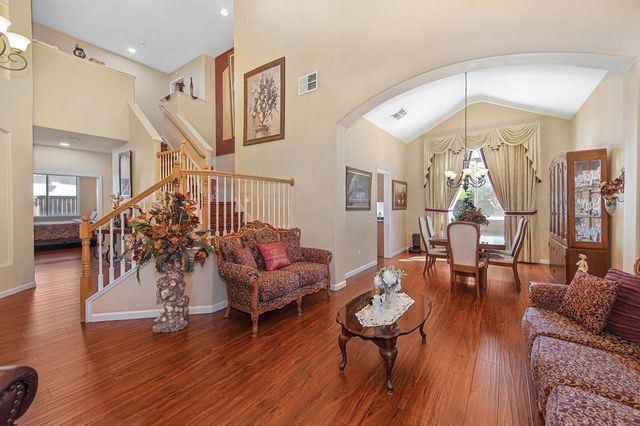 9535 Clarke Farms Rd, Elk Grove, CA 95624