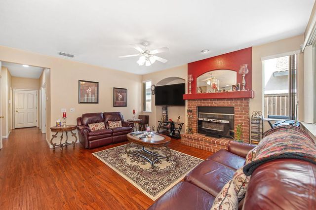 9535 Clarke Farms Rd, Elk Grove, CA 95624