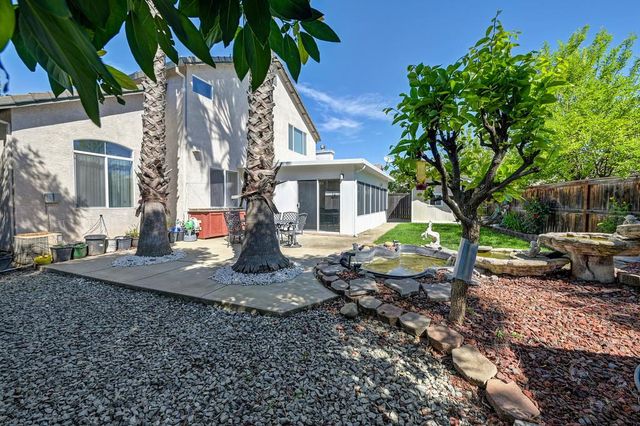 9535 Clarke Farms Rd, Elk Grove, CA 95624