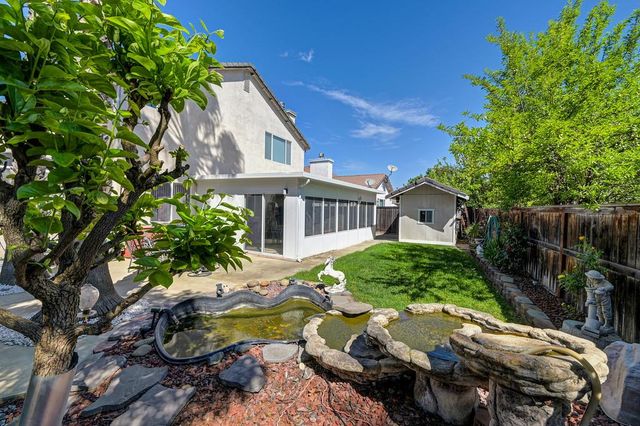 9535 Clarke Farms Rd, Elk Grove, CA 95624