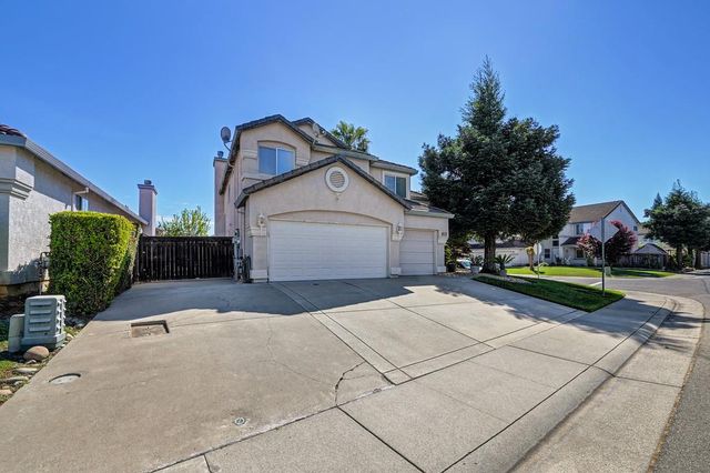 9535 Clarke Farms Rd, Elk Grove, CA 95624