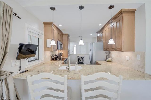 13103 Regent CIR, Fort Myers, FL 33966