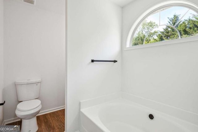 10423 Commons Crossing, Jonesboro, GA 30238