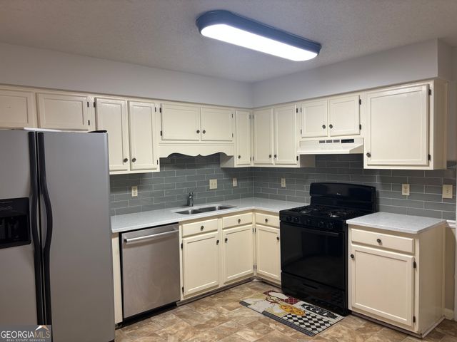 4961 Brownwood Drive, Powder Springs, GA 30127