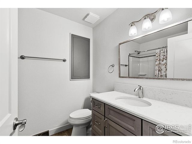 2301 33rd Avenue, Greeley, CO 80634