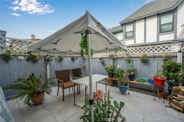 701 S Hayward Street B, Anaheim, CA 92804