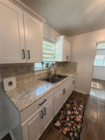 6010 Waycross DR, Austin, TX 78745