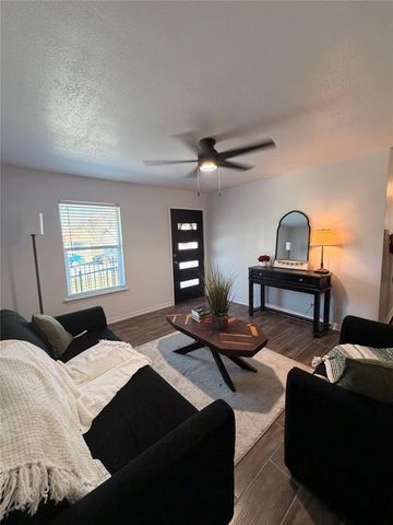 6010 Waycross DR, Austin, TX 78745