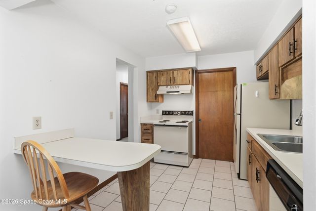 9037 York Lane 13c, West Melbourne, FL 32904