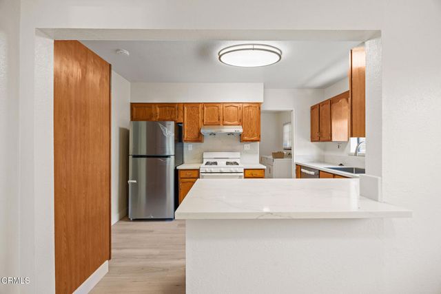 50 S Parkwood Avenue, Pasadena, CA 91107