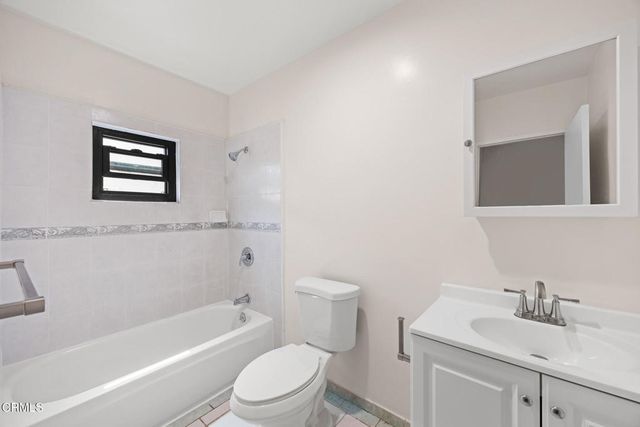 50 S Parkwood Avenue, Pasadena, CA 91107