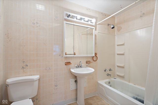 5537 Bertha Street, Indianapolis, IN 46241