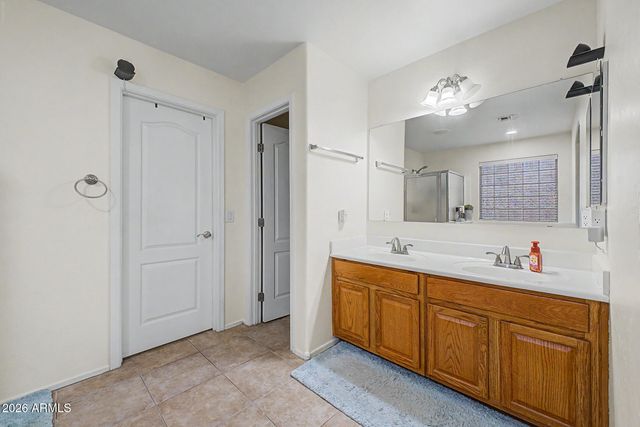 42605 W ROSALIA Drive, Maricopa, AZ 85138