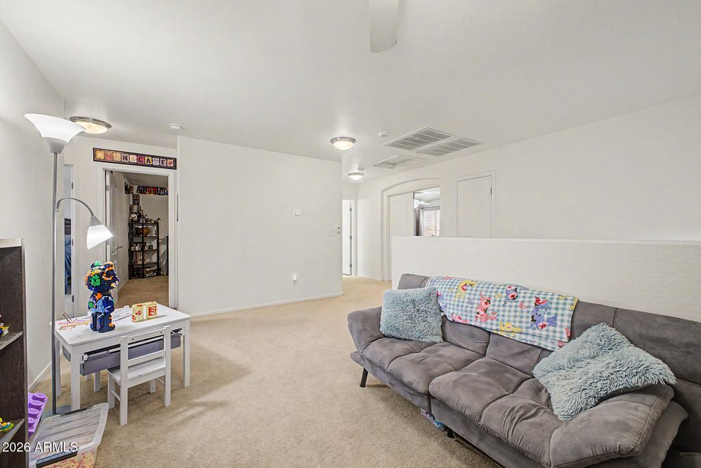 Image 26 of property listing at 42605 W ROSALIA Drive, Maricopa, AZ 85138