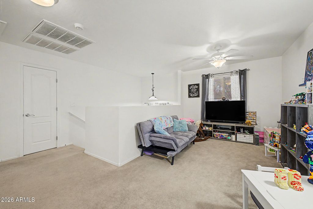 Image 27 of property listing at 42605 W ROSALIA Drive, Maricopa, AZ 85138