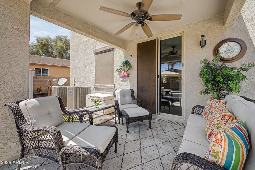 Image 29 of property listing at 42605 W ROSALIA Drive, Maricopa, AZ 85138