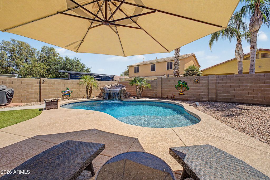 Image 30 of property listing at 42605 W ROSALIA Drive, Maricopa, AZ 85138