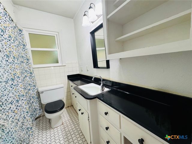 302 N 28th Street, Gatesville, TX 76528