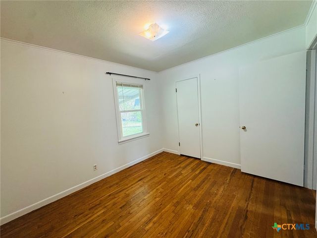 302 N 28th Street, Gatesville, TX 76528