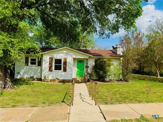 302 N 28th Street, Gatesville, TX 76528