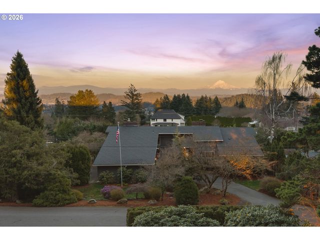 9870 Se FRENCH ACRES Dr, Happy Valley, OR 97086