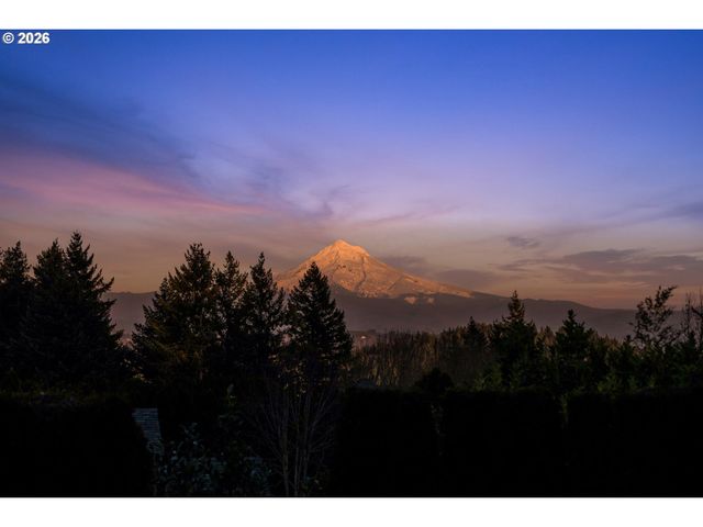 9870 Se FRENCH ACRES Dr, Happy Valley, OR 97086