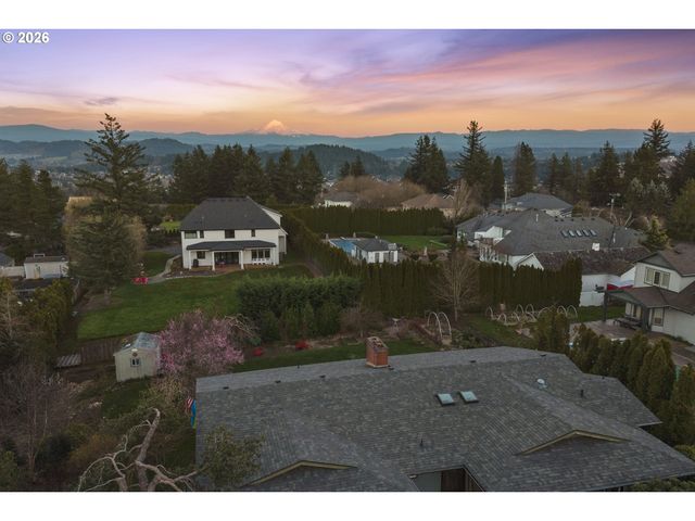 9870 Se FRENCH ACRES Dr, Happy Valley, OR 97086