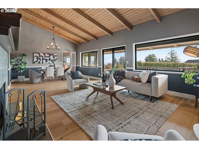 9870 Se FRENCH ACRES Dr, Happy Valley, OR 97086